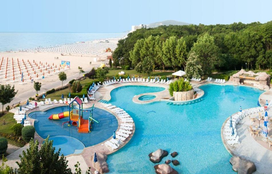 Laguna Beach Hotel Αλμπένα Εξωτερικό φωτογραφία