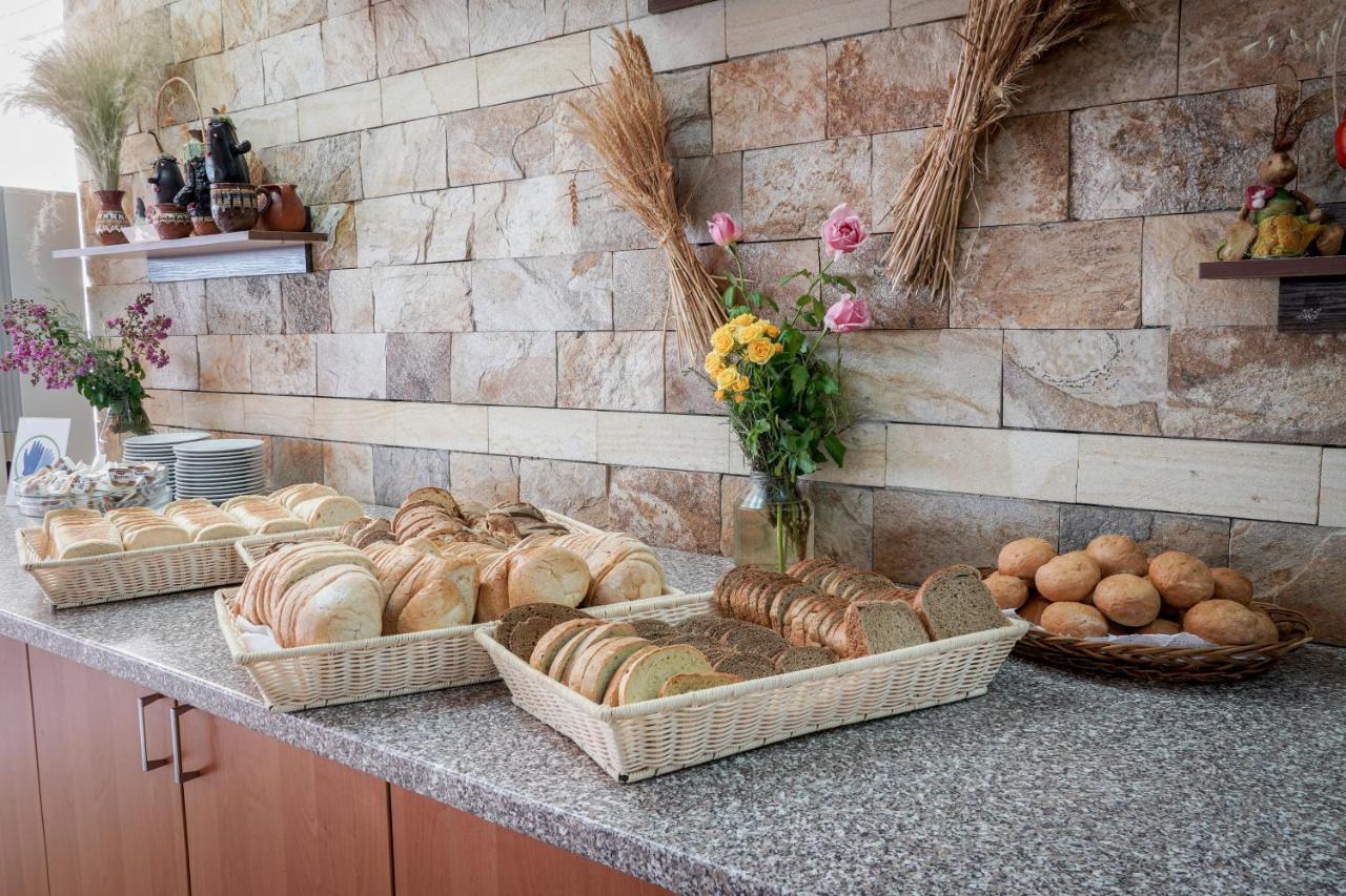 Laguna Beach Hotel Αλμπένα Εξωτερικό φωτογραφία