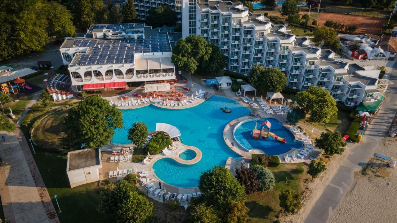 Laguna Beach Hotel Αλμπένα Εξωτερικό φωτογραφία